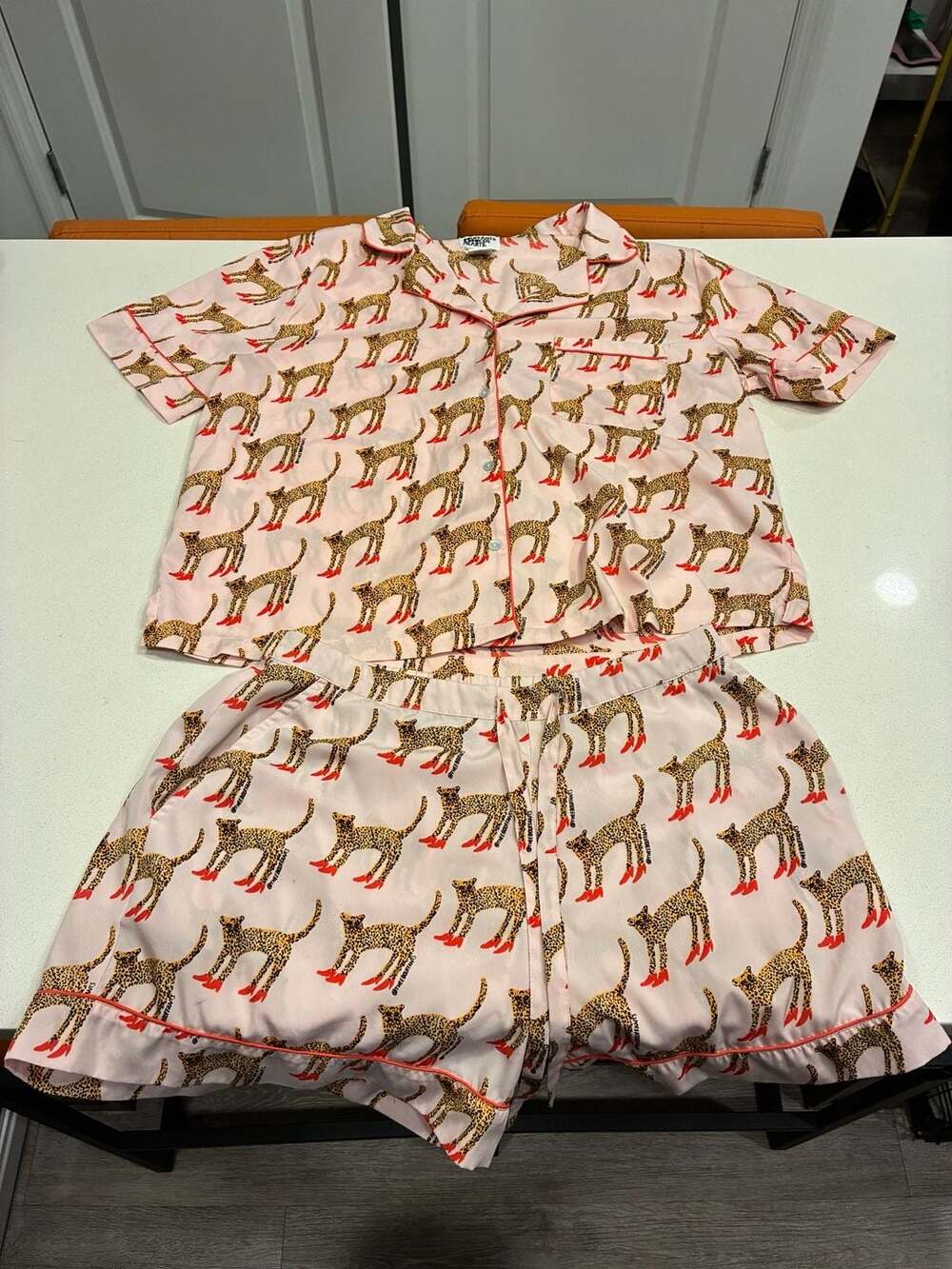 Bouffants & Broken Hearts Pink Leopard Stilettos Pajama Set Size M